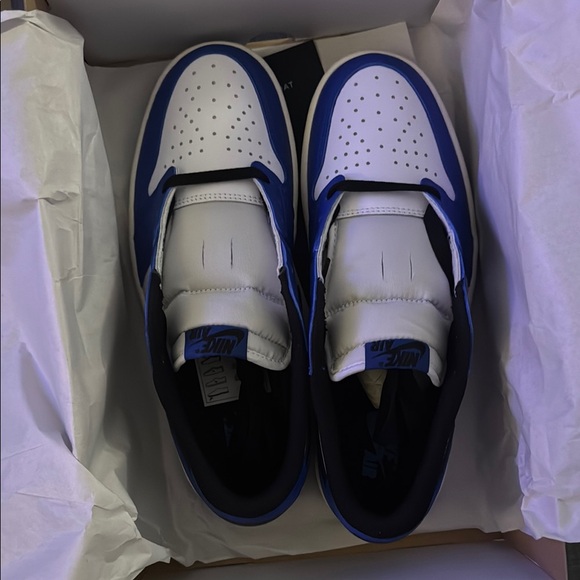 Nike Men's Air Jordan 1 Retro Low OG 'Game Royal', size 9.5 - Picture 2 of 7
